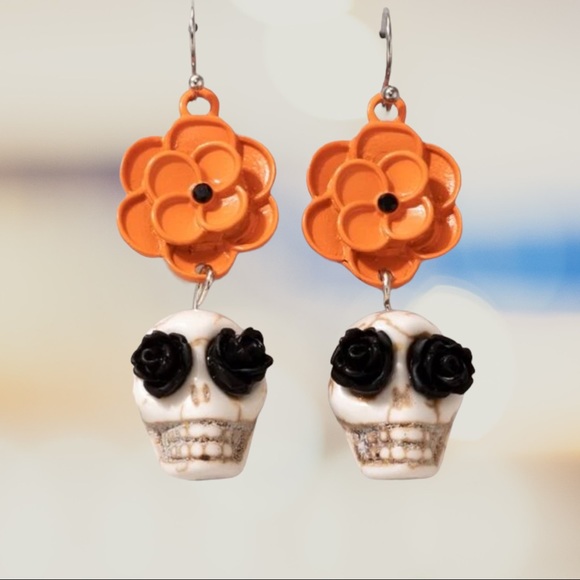Halloween Skeleton day of the dead style drop earrings - Picture 3 of 3